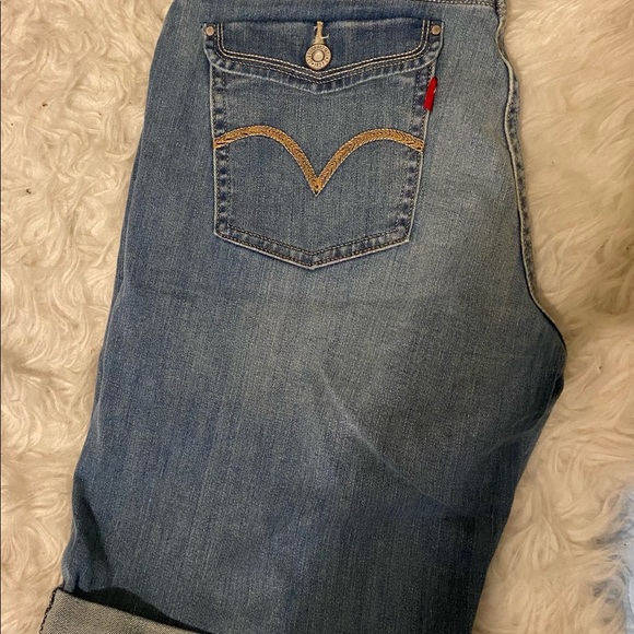 Levi Bermuda Shorts - Picture 4 of 4